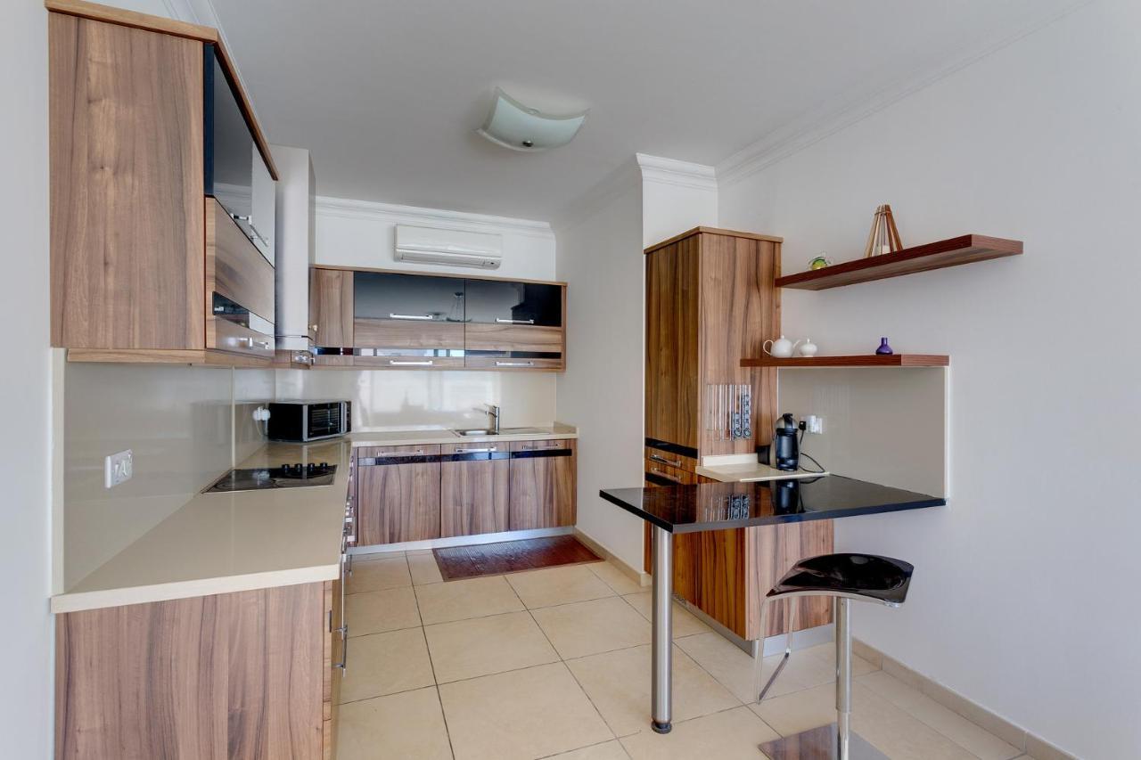 Apartment With Pool Sliema Buitenkant foto